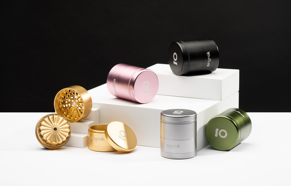 5 Piece Flower Teeth Storage Grinder